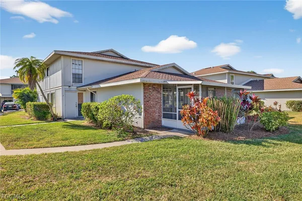 $1,400 | 3271 Royal Canadian Trace, Unit 1, Fort Myers, FL 33907