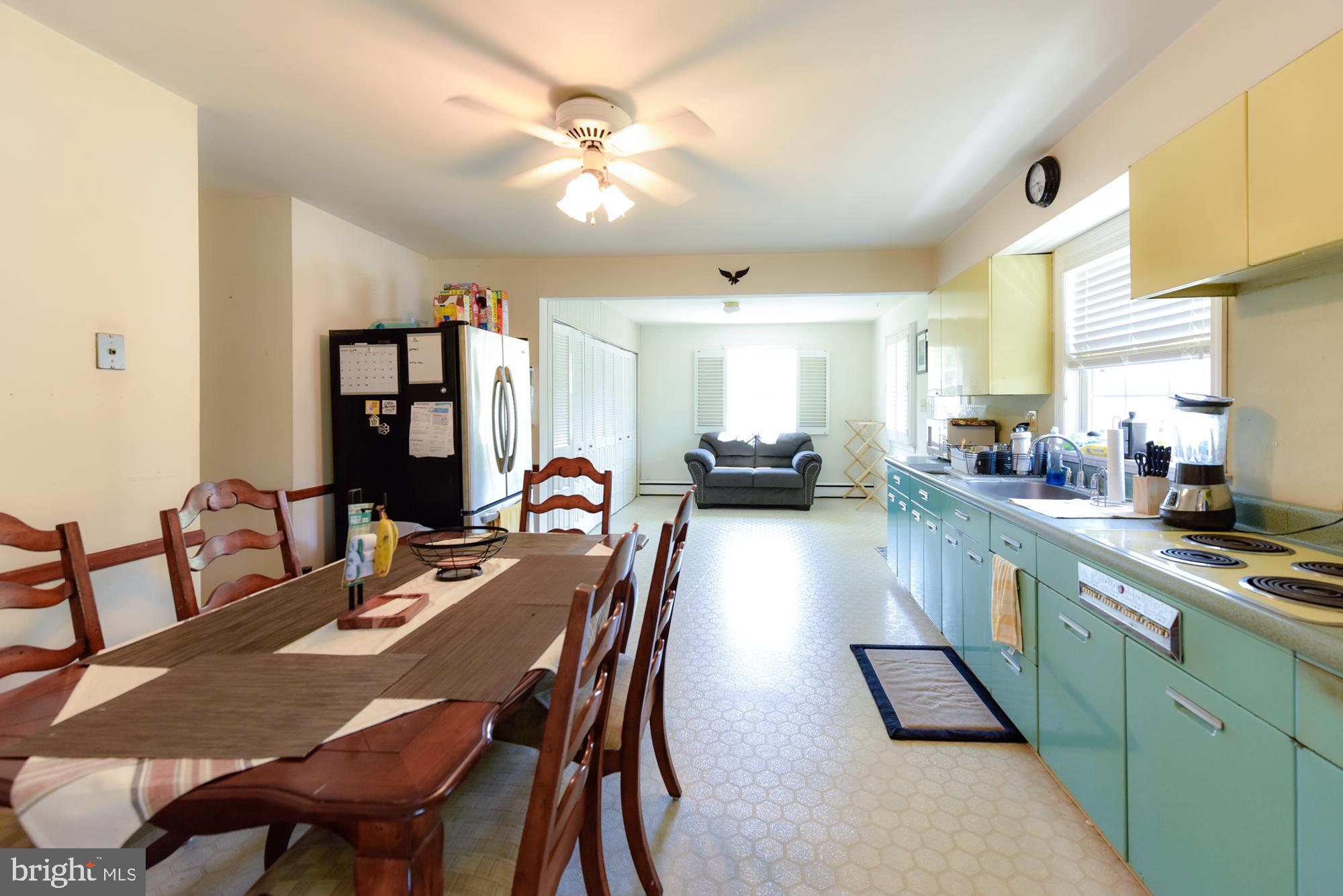 53 Winding Way Road Stratford, NJ 08084 - Photo 11 of 36