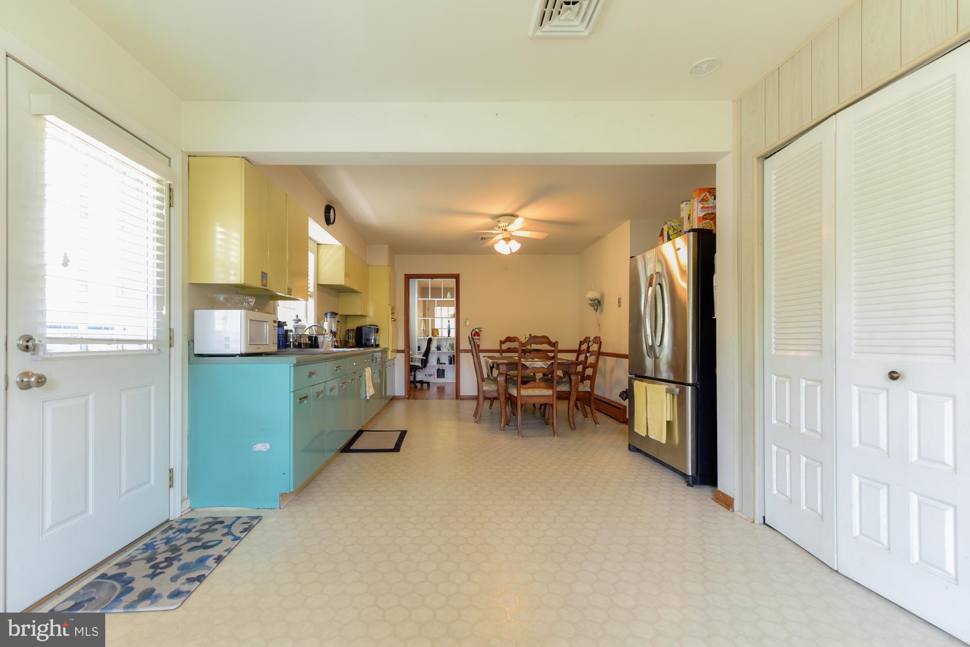 53 Winding Way Road Stratford, NJ 08084 - Photo 12 of 36