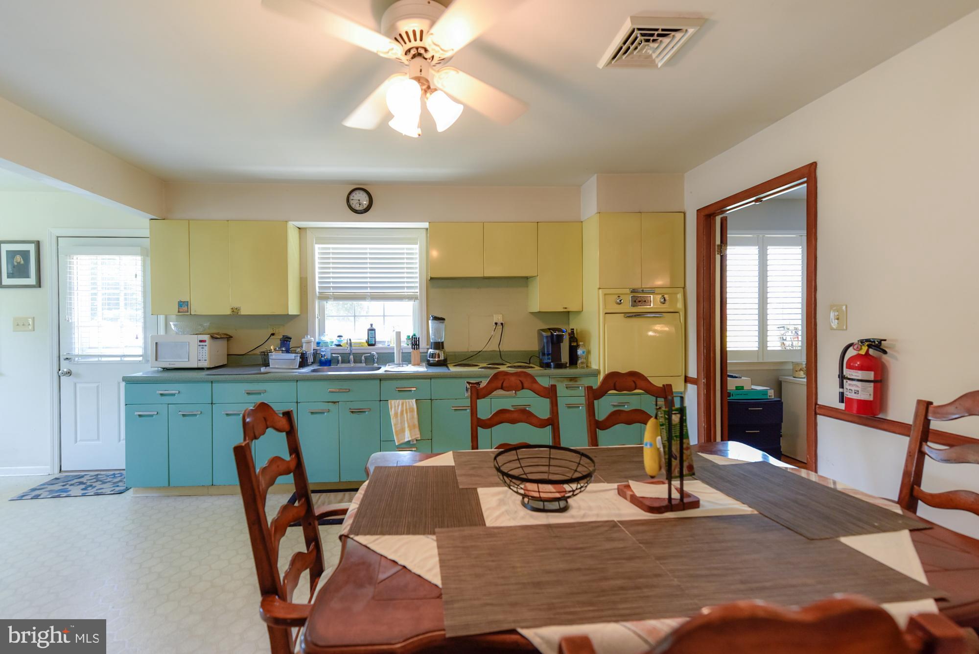 53 Winding Way Road Stratford, NJ 08084 - Photo 14 of 36