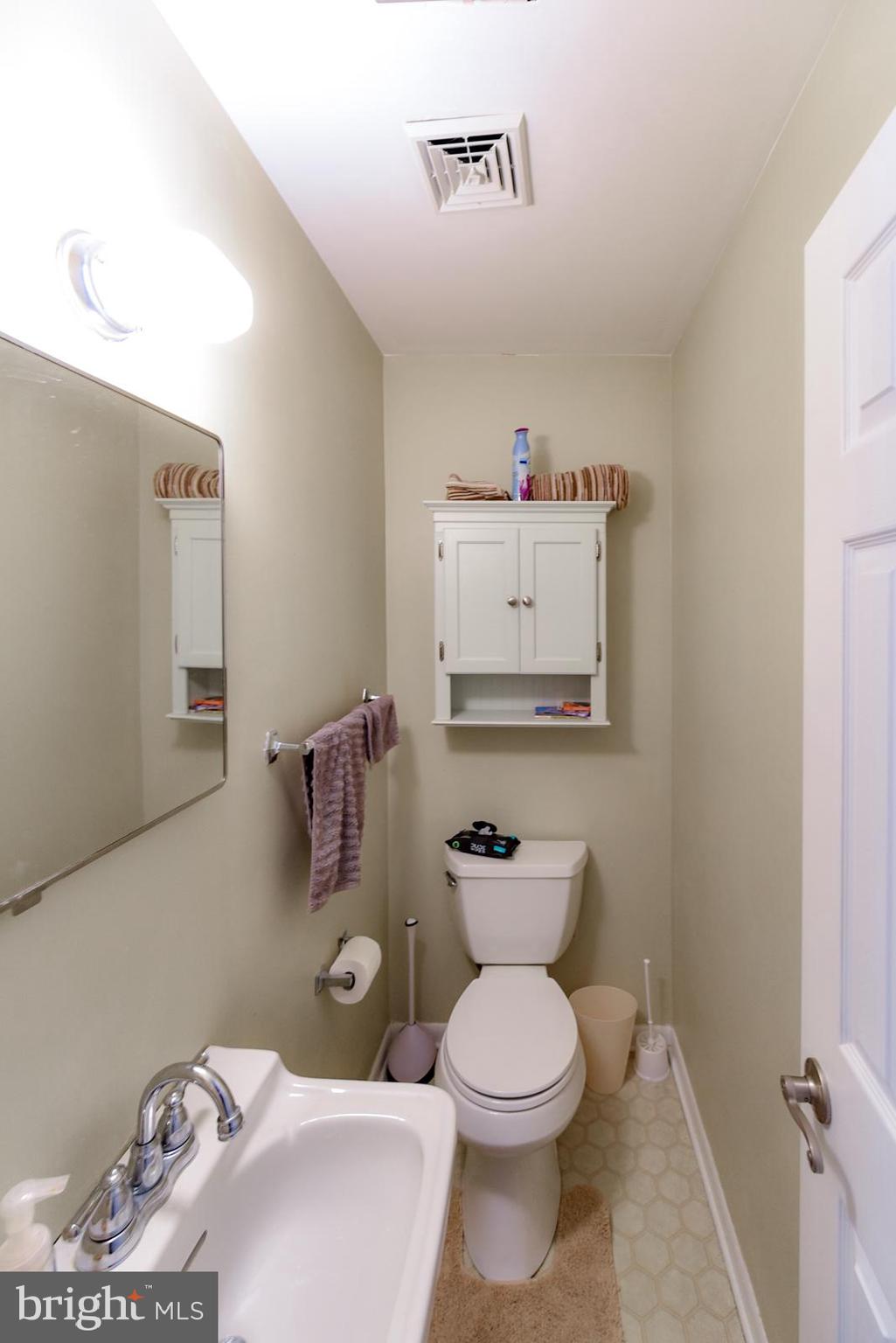 53 Winding Way Road Stratford, NJ 08084 - Photo 18 of 36