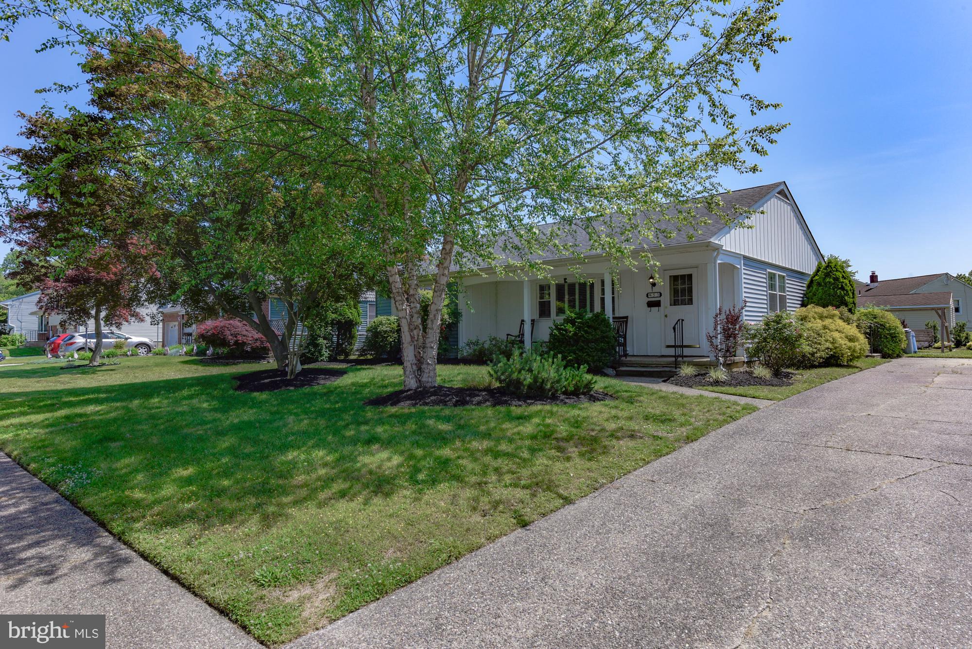 53 Winding Way Road Stratford, NJ 08084 - Photo 4 of 36