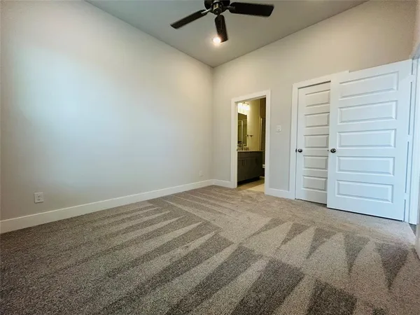 $1,549 | 760 West Bedford Euless Road, Unit 200, Hurst, TX 76053