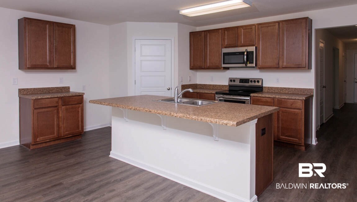 10478 Orkney Way Daphne, AL 36527 - Photo 2 of 29