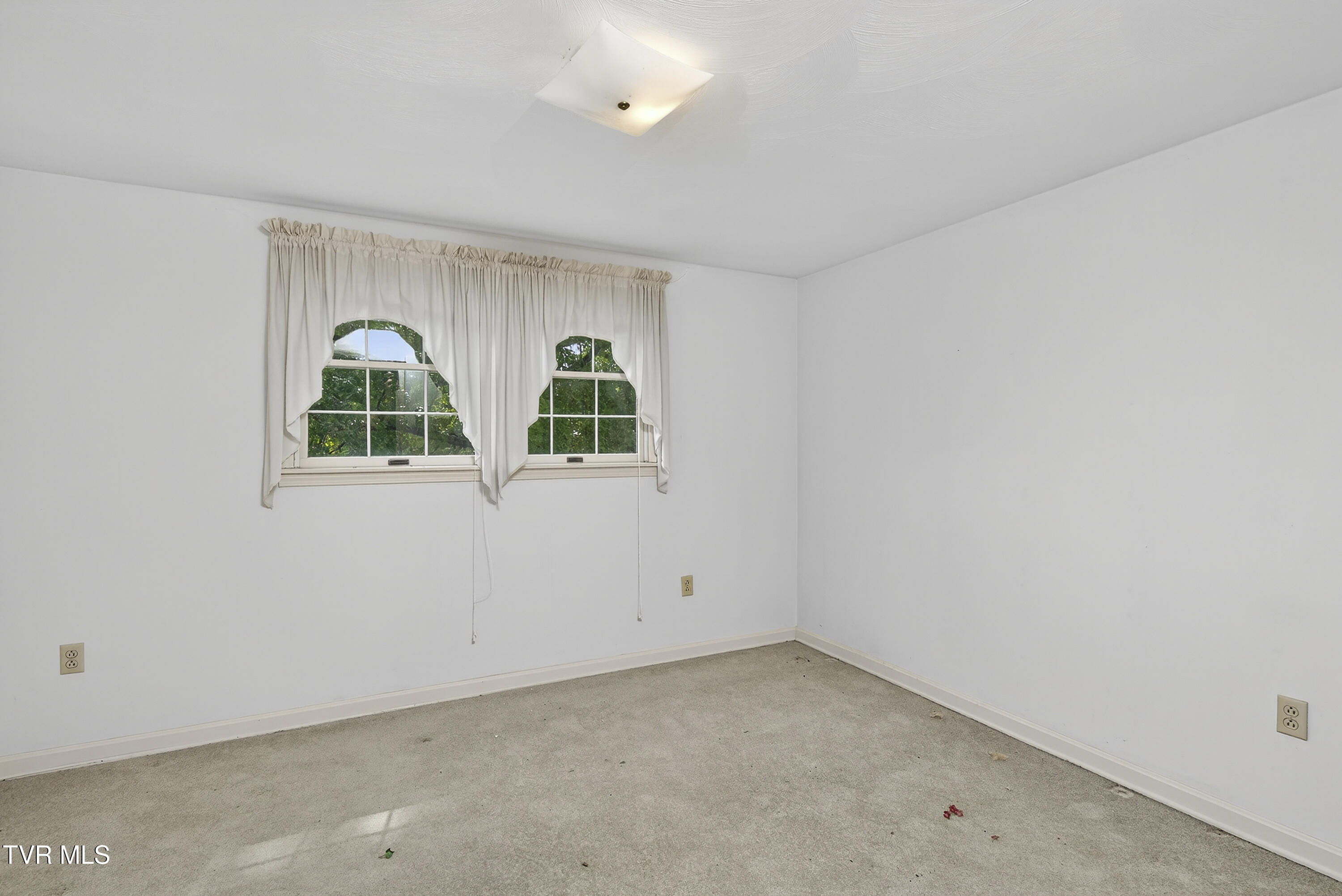 19586 Old Jonesboro Road Abingdon, VA 24211 - Photo 26 of 44 19586-Old-Jonesboro-Abingdon-VA Matt-SMi