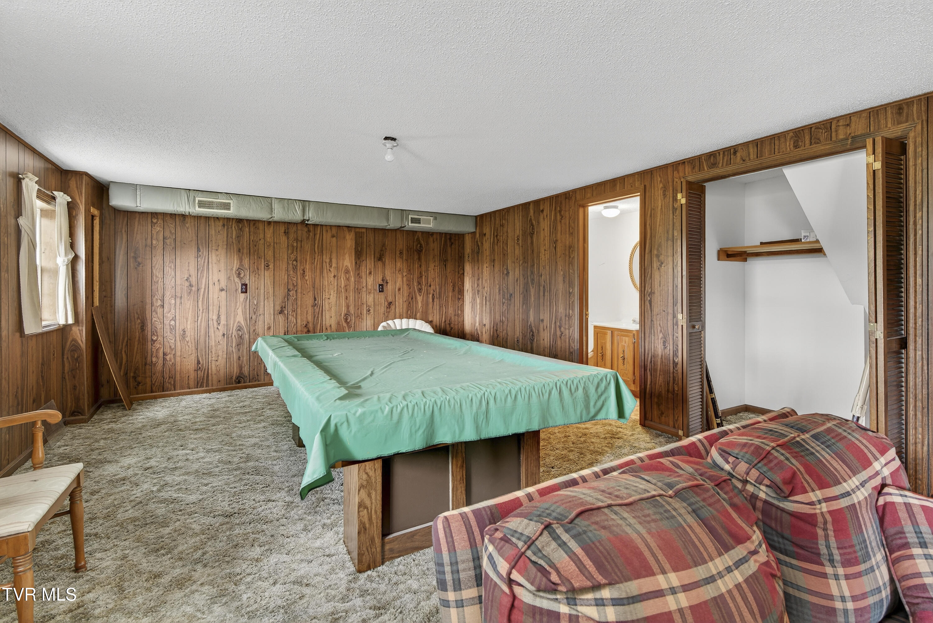 19586 Old Jonesboro Road Abingdon, VA 24211 - Photo 30 of 44 19586-Old-Jonesboro-Abingdon-VA Matt-SMi