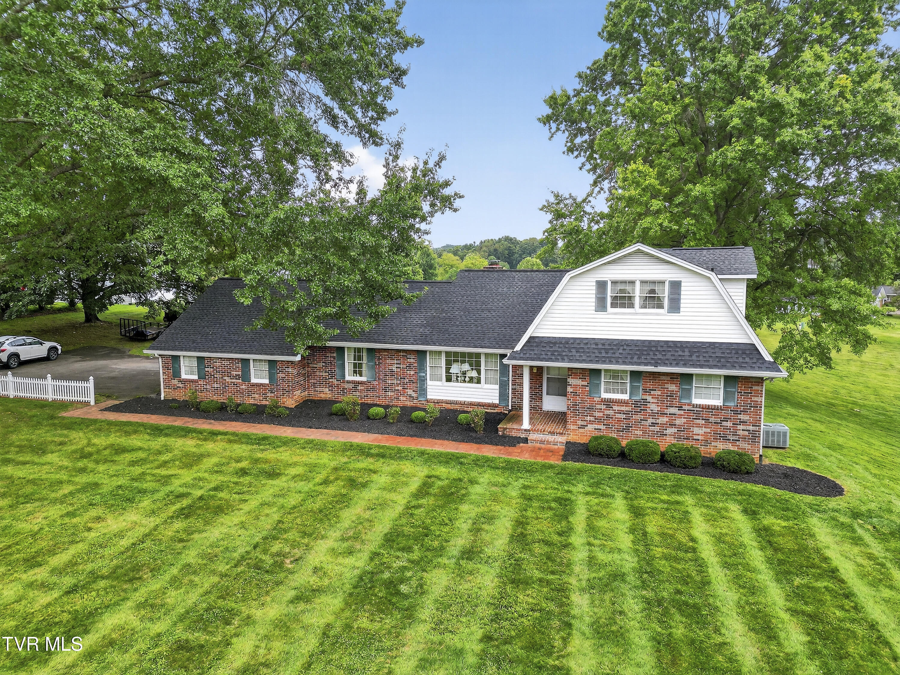 19586 Old Jonesboro Road Abingdon, VA 24211 - Photo 34 of 44 19586-Old-Jonesboro-Abingdon-VA Matt-SMi