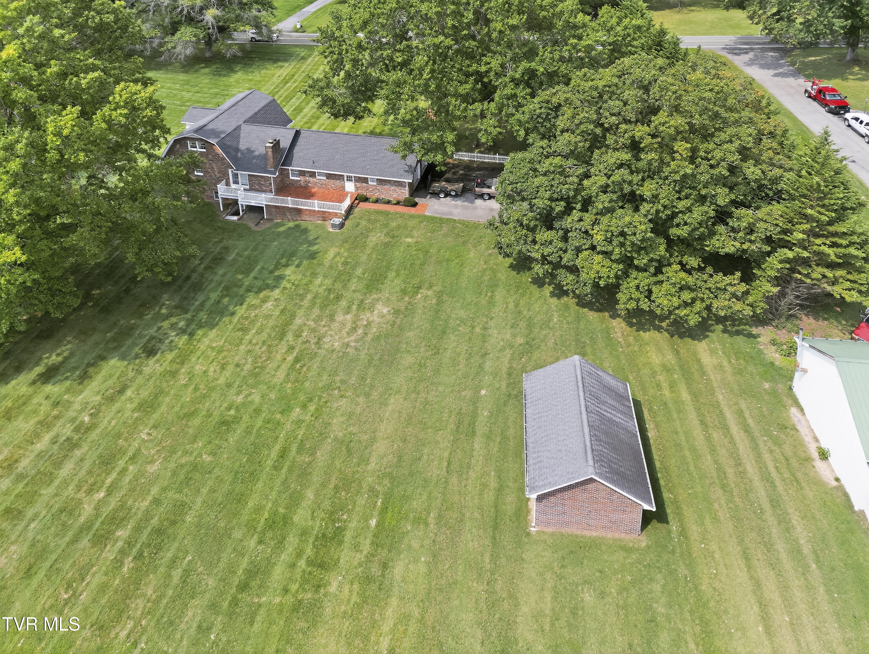 19586 Old Jonesboro Road Abingdon, VA 24211 - Photo 36 of 44 19586-Old-Jonesboro-Abingdon-VA Matt-Smi