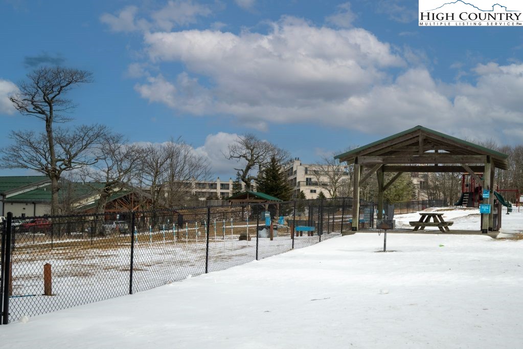 301 Pinnacle Inn Road, Unit 4314 Beech Mountain, NC 28604 - Photo 28 of 39 Gallery Image 28