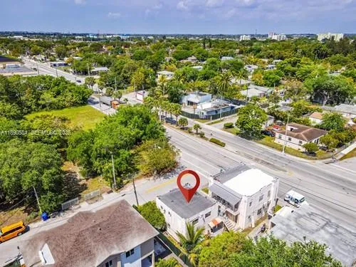 $2,050 | 56 Northwest 62nd Street, Unit 1, Miami, FL 33150