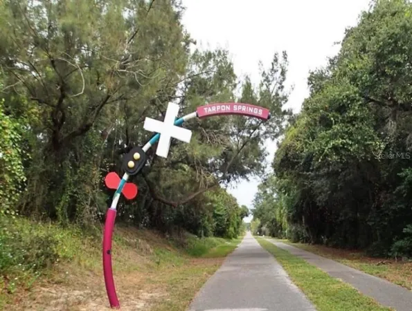 $3,900 | 4908 Harbor Woods Drive, Palm Harbor, FL 34683