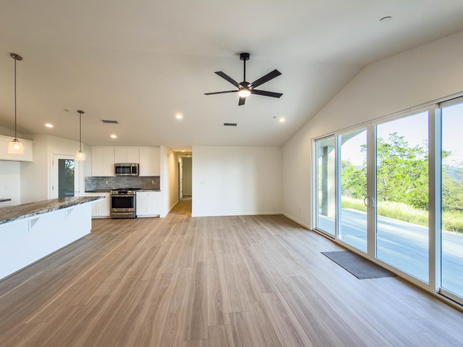 4474 Triangle Road Mariposa, CA 95338 - Photo 36 of 95 Gallery Image 36