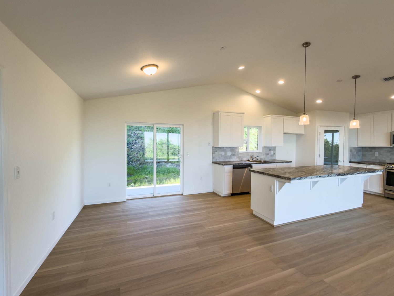 4474 Triangle Road Mariposa, CA 95338 - Photo 10 of 95 Gallery Image 10