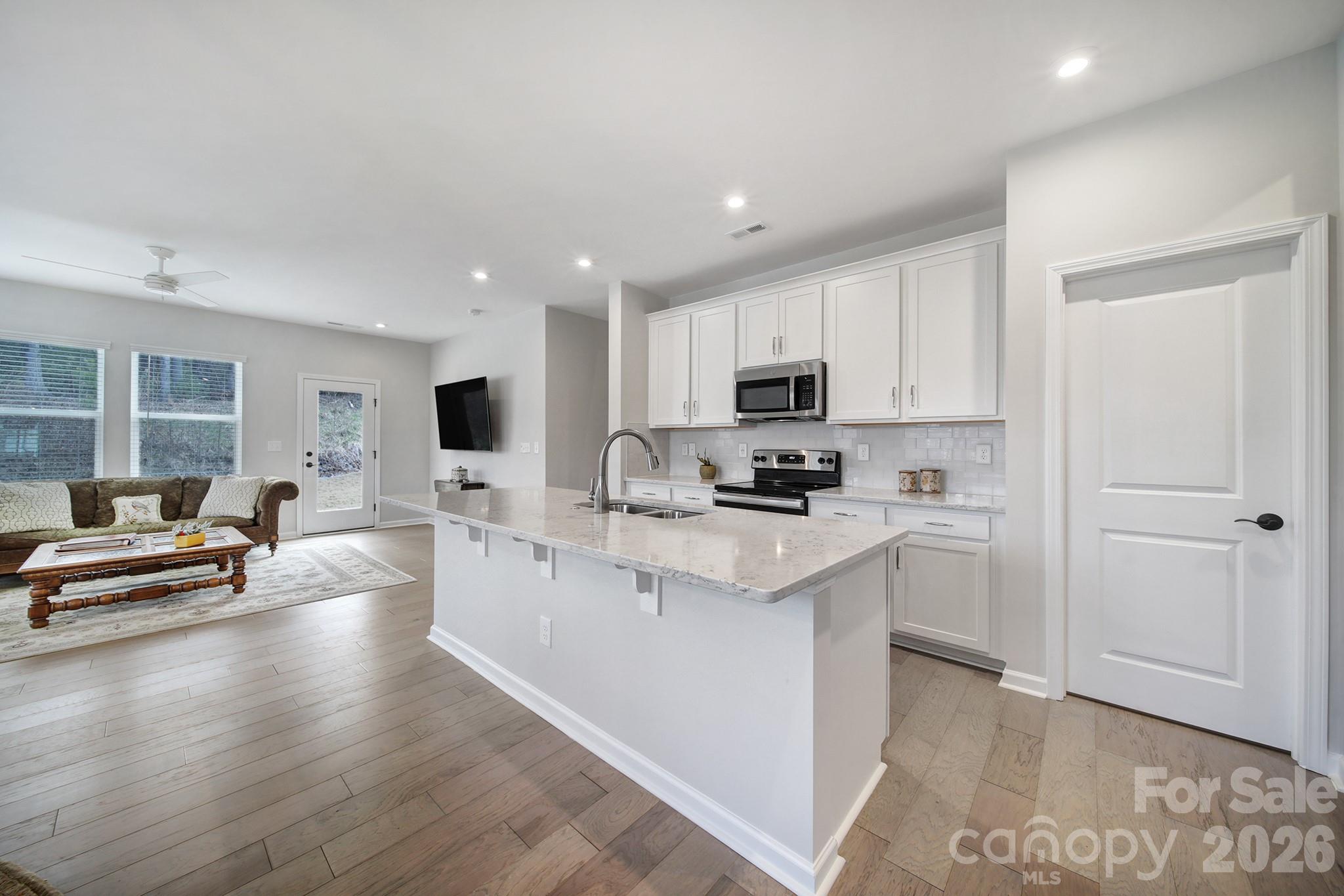 516 Madison Falls Fort Mill, SC 29708 - Photo 6 of 36