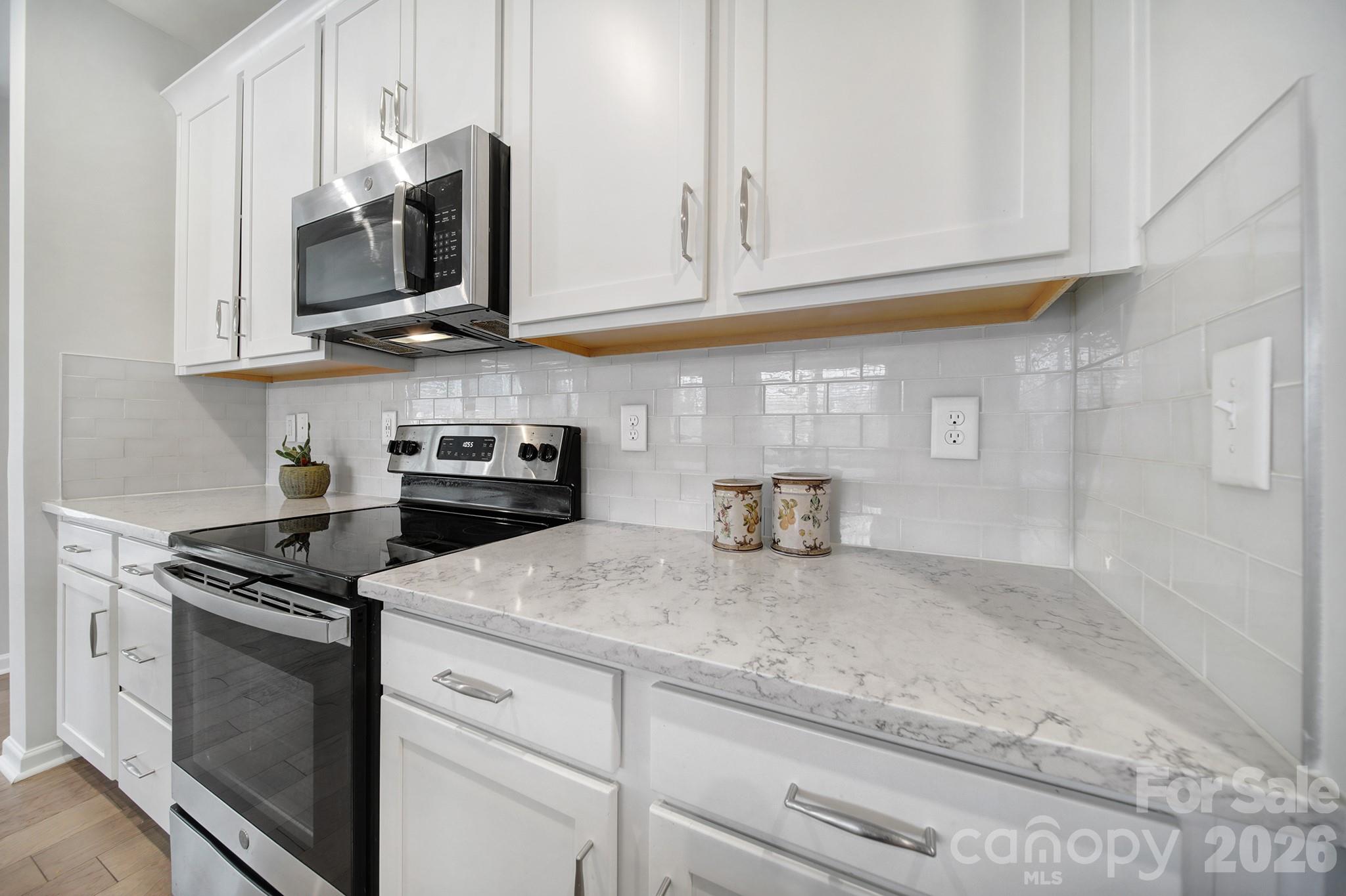 516 Madison Falls Fort Mill, SC 29708 - Photo 8 of 36