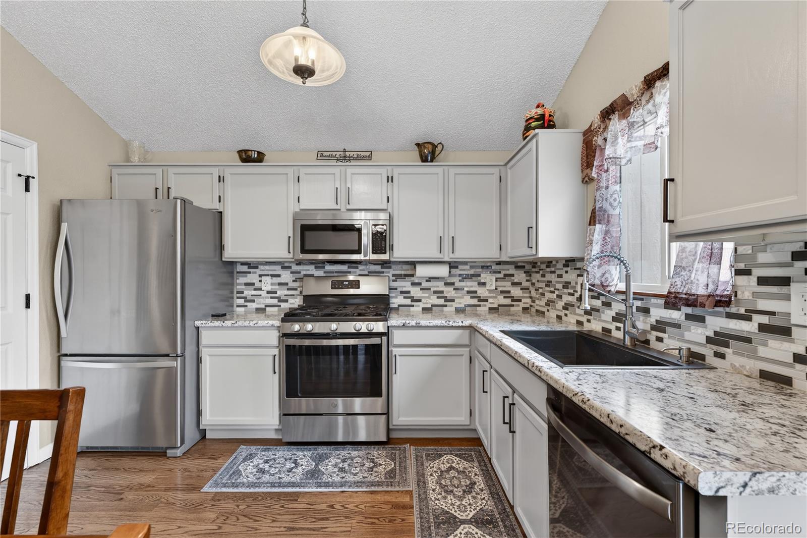 11632 West Lake Avenue Littleton, CO 80127 - Photo 8 of 32