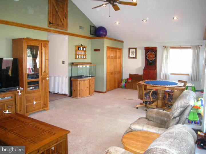 1713 Surrey Road Oreland, PA 19075 - Photo 11 of 25