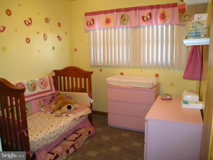 1713 Surrey Road Oreland, PA 19075 - Photo 20 of 25 Bedroom 3