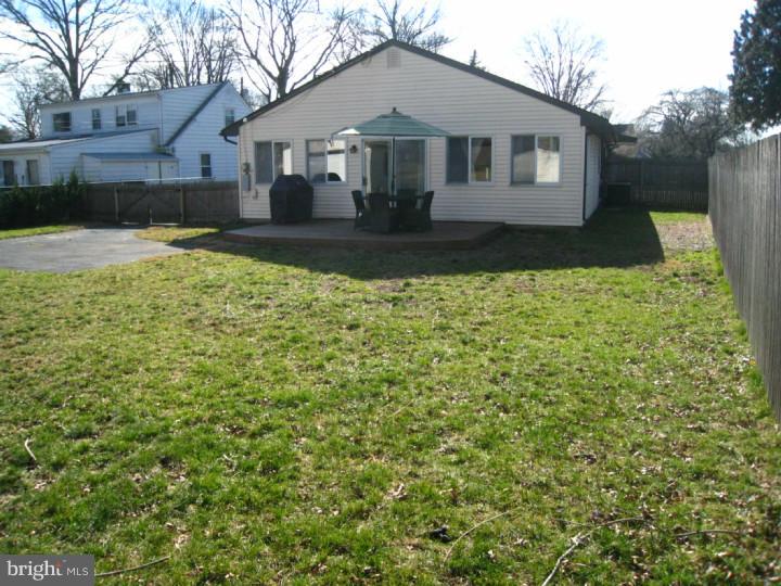 1713 Surrey Road Oreland, PA 19075 - Photo 23 of 25 Exterior Back