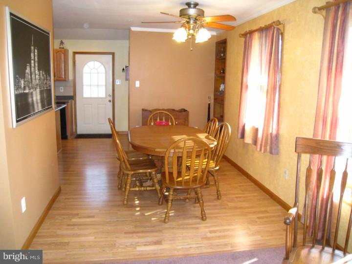 1713 Surrey Road Oreland, PA 19075 - Photo 6 of 25 Dining Room