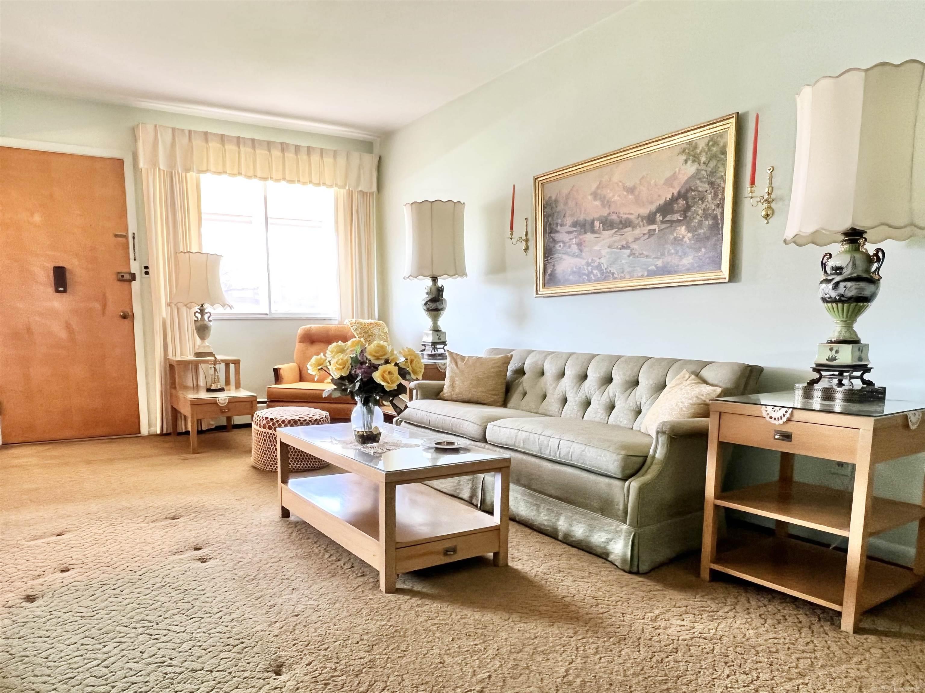 23016 Kelly Road, Unit 7 Eastpointe, MI 48021 - Photo 3 of 34 50094555-2.JPG