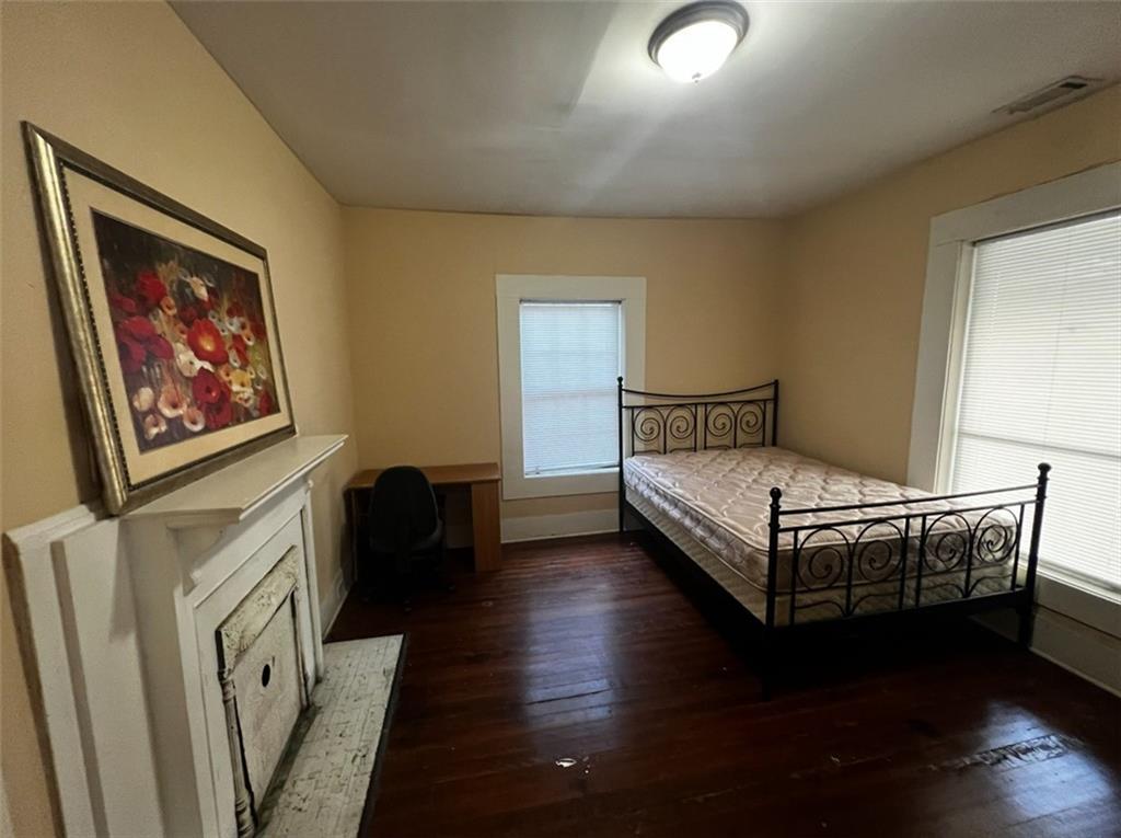1059 Hampton Street Northwest Atlanta, GA 30318 - Photo 8 of 23