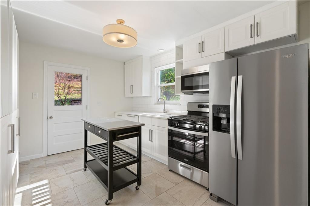 1761 Bower Hill Road Pittsburgh, PA 15243 - Photo 19 of 34