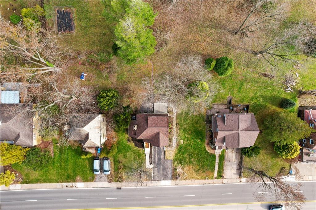 1761 Bower Hill Road Pittsburgh, PA 15243 - Photo 5 of 34