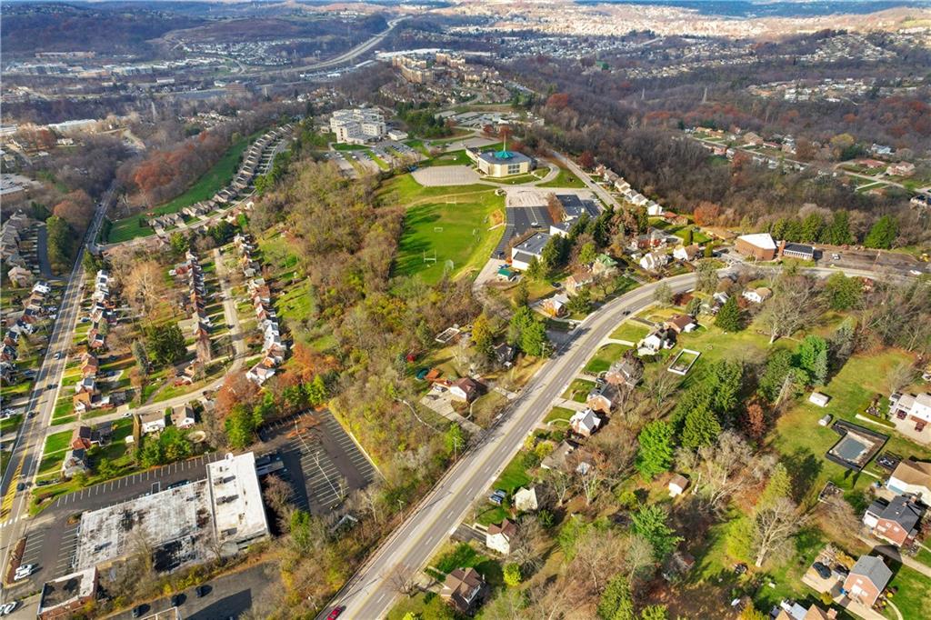 1761 Bower Hill Road Pittsburgh, PA 15243 - Photo 7 of 34