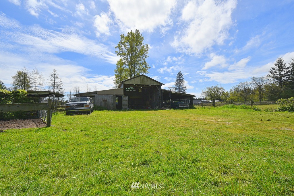 2885 Creasy Road Custer, WA 98240 - Photo 14 of 17