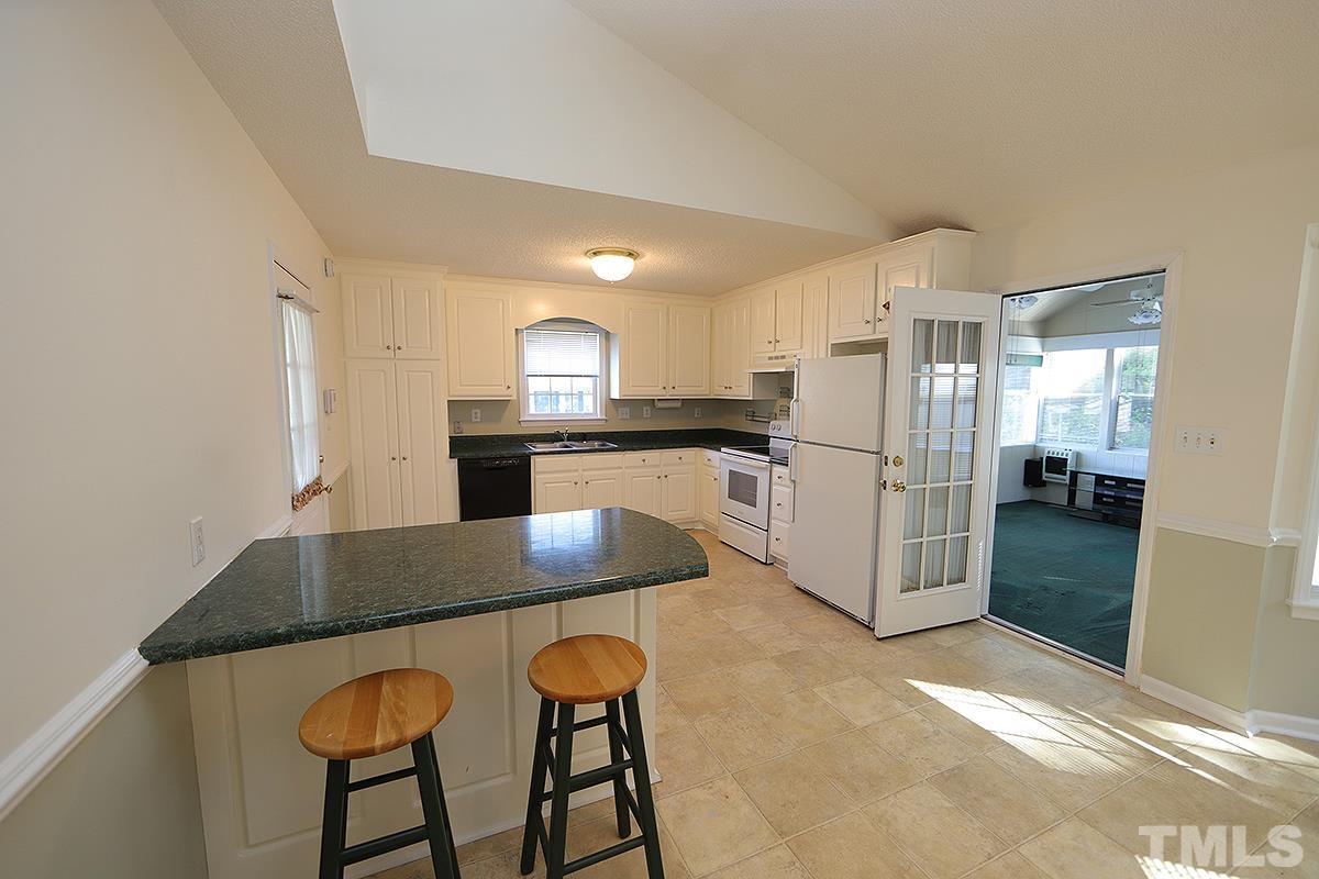 305 Chapwith Road Garner, NC 27529 - Photo 8 of 31 Gallery Image 8