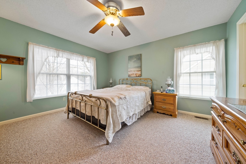 13 Rhodes Lane Foxboro, MA 02035 - Photo 16 of 33 Gallery Image 16