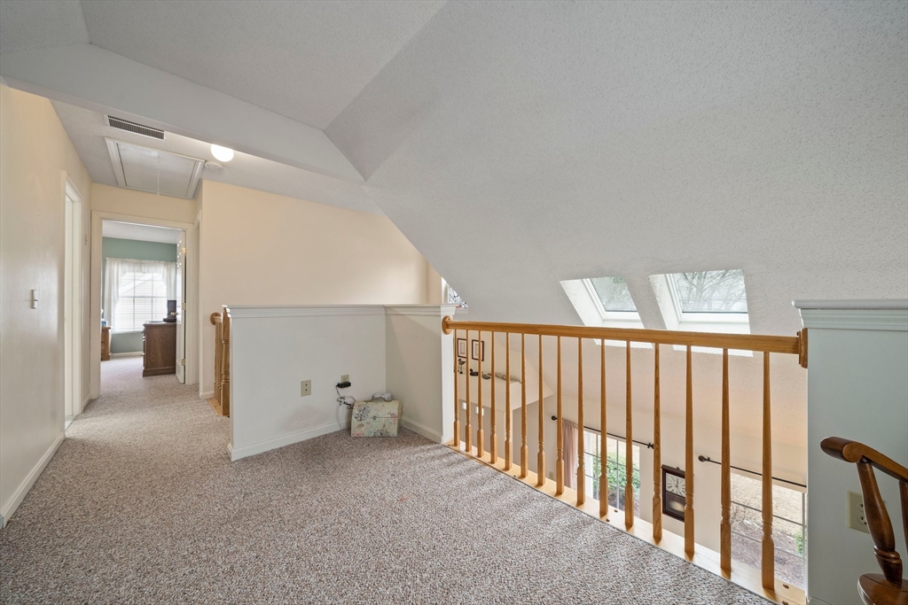 13 Rhodes Lane Foxboro, MA 02035 - Photo 20 of 33 Gallery Image 20
