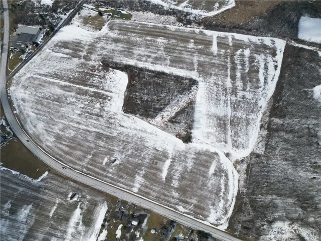 $700,000 | 5 & 20 Seneca Falls, Seneca Falls, NY 13148