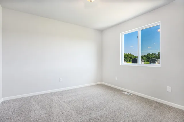 $454,900 | 13729 Oasis Avenue, Holland, MI 49424