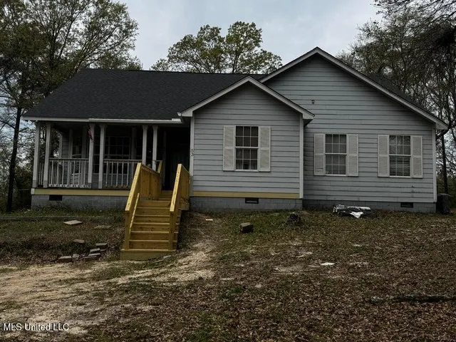 $169,999 | 53 Flagstaff Street, Lumberton, MS 39455