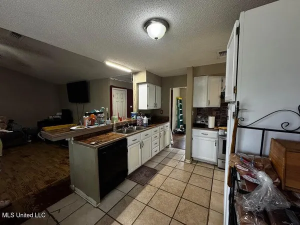 $169,999 | 53 Flagstaff Street, Lumberton, MS 39455