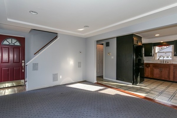 151 Vincent Street Springfield, MA 01129 - Photo 12 of 28