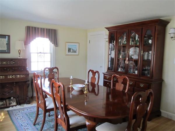 9 Savoy Road Hamilton, MA 01982 - Photo 3 of 22 Gallery Image 3