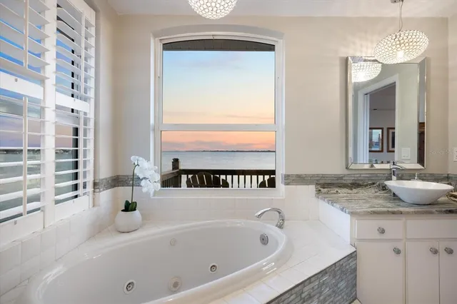 $1,950,000 | 949 Suncrest Lane, Englewood, FL 34223