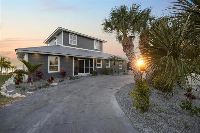 $1,950,000 | 949 Suncrest Lane, Englewood, FL 34223