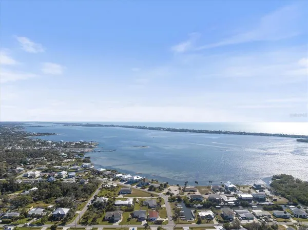 $1,795,000 | 949 Suncrest Lane, Englewood, FL 34223