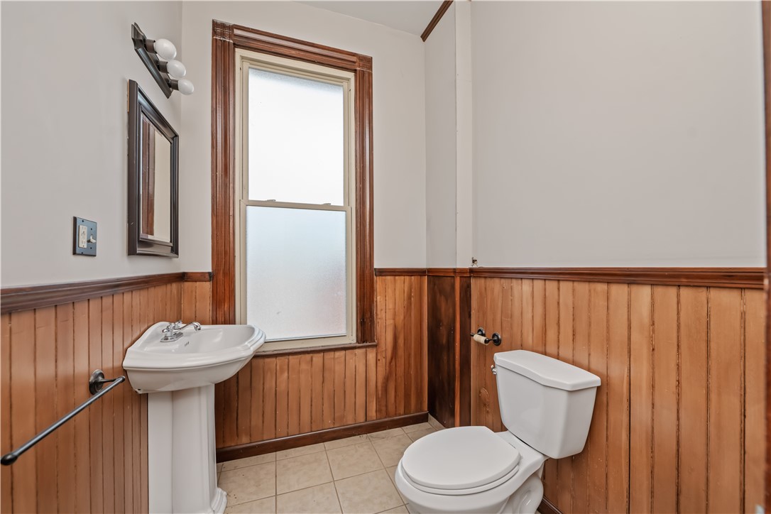 102 Fall Street Seneca Falls, NY 13148 - Photo 15 of 15