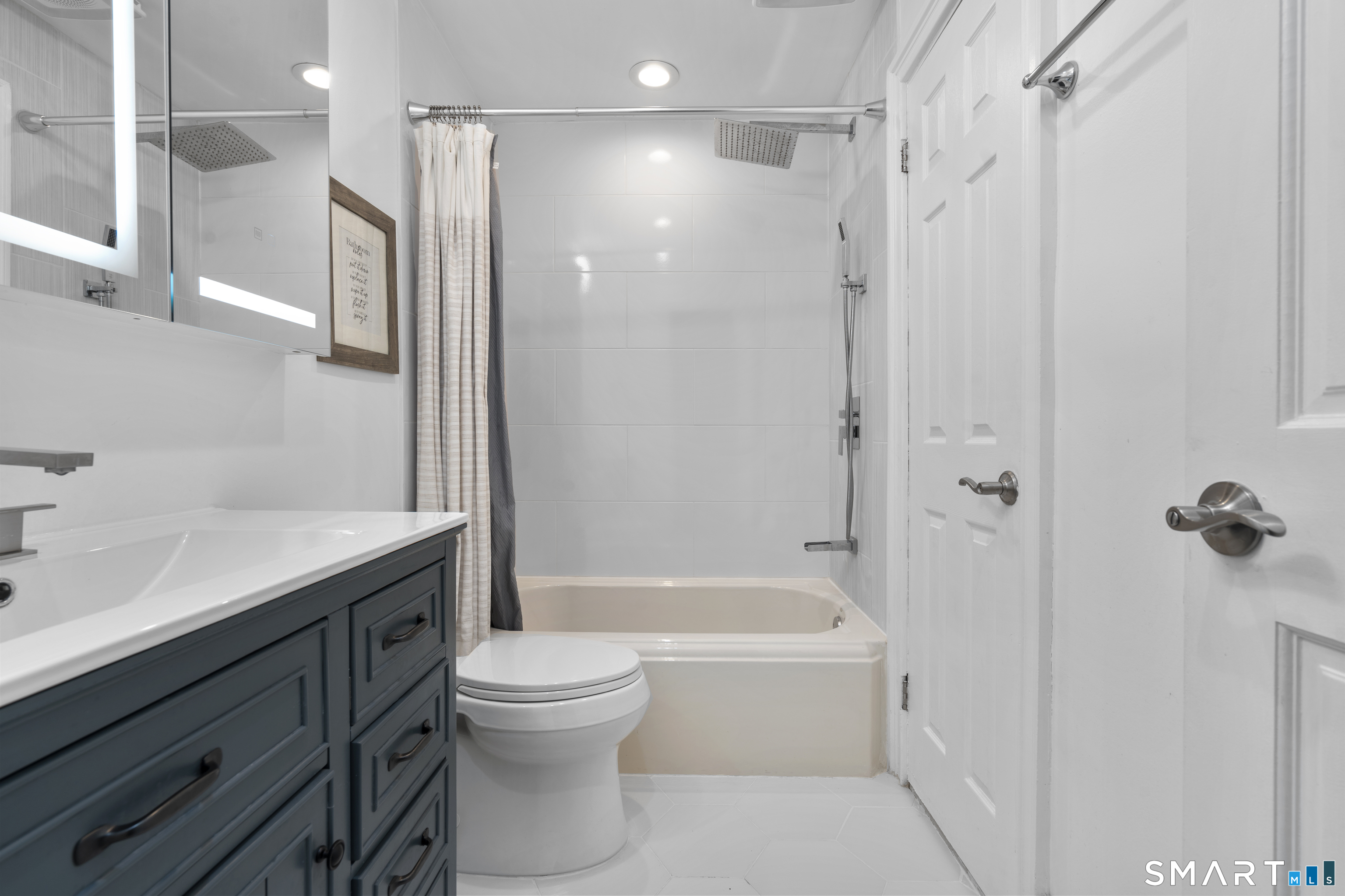 8 Country Club Road Norwalk, CT 06851 - Photo 10 of 12