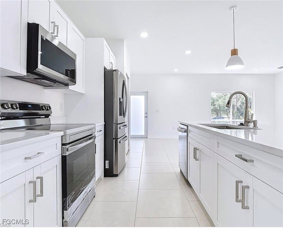 829 Wabash Street Lehigh Acres, FL 33974 - Photo 4 of 6