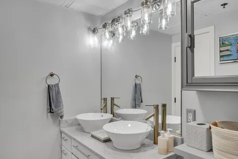 $599,000 | 43 Charlton Street, Unit B108, Everett, MA 02149