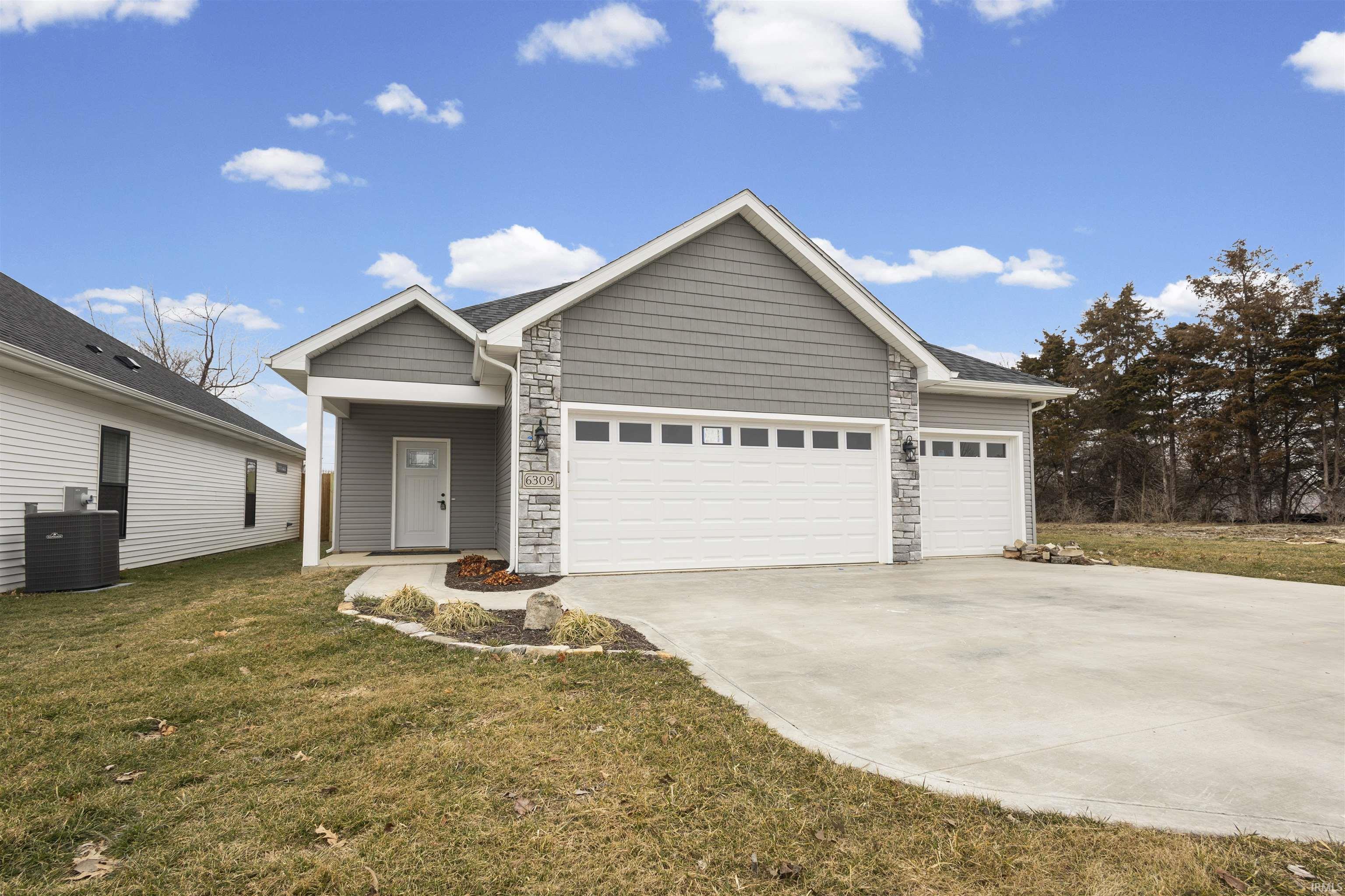 6309 Becker Drive Fort Wayne, IN 46835 - Photo 2 of 36