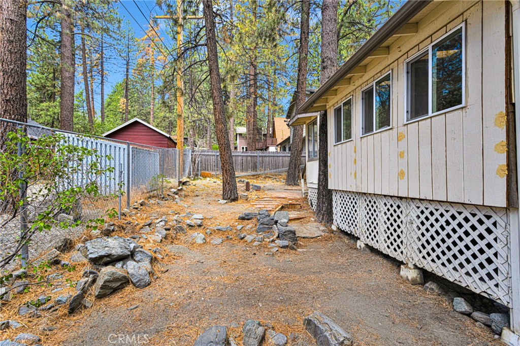 1725 Linnet Road Wrightwood, CA 92397 - Photo 36 of 43