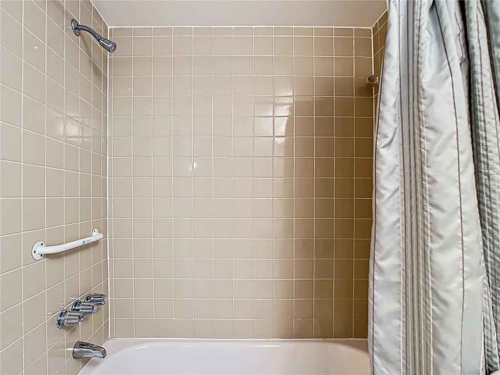 11485 Oakhurst Road, Unit 107 Largo, FL 33774 - Photo 43 of 60