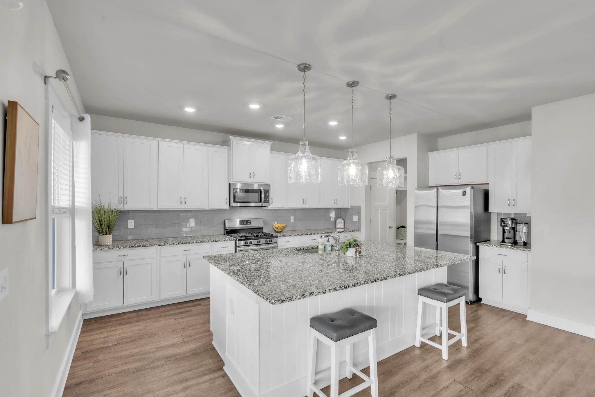 438 Wolfbend Road Reidville, SC 29388 - Photo 6 of 25